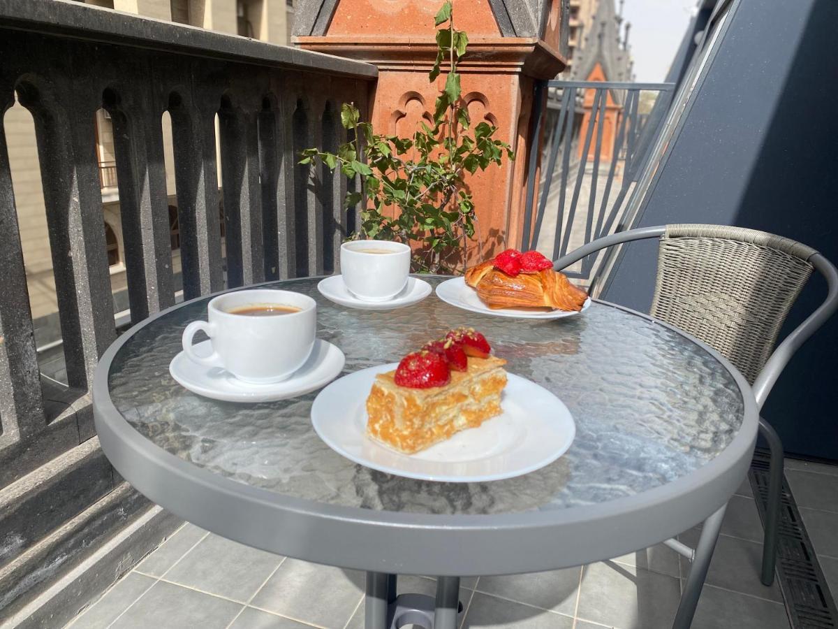 Heart Of Yerevan - City Center Luxury Apartments Eksteriør bilde