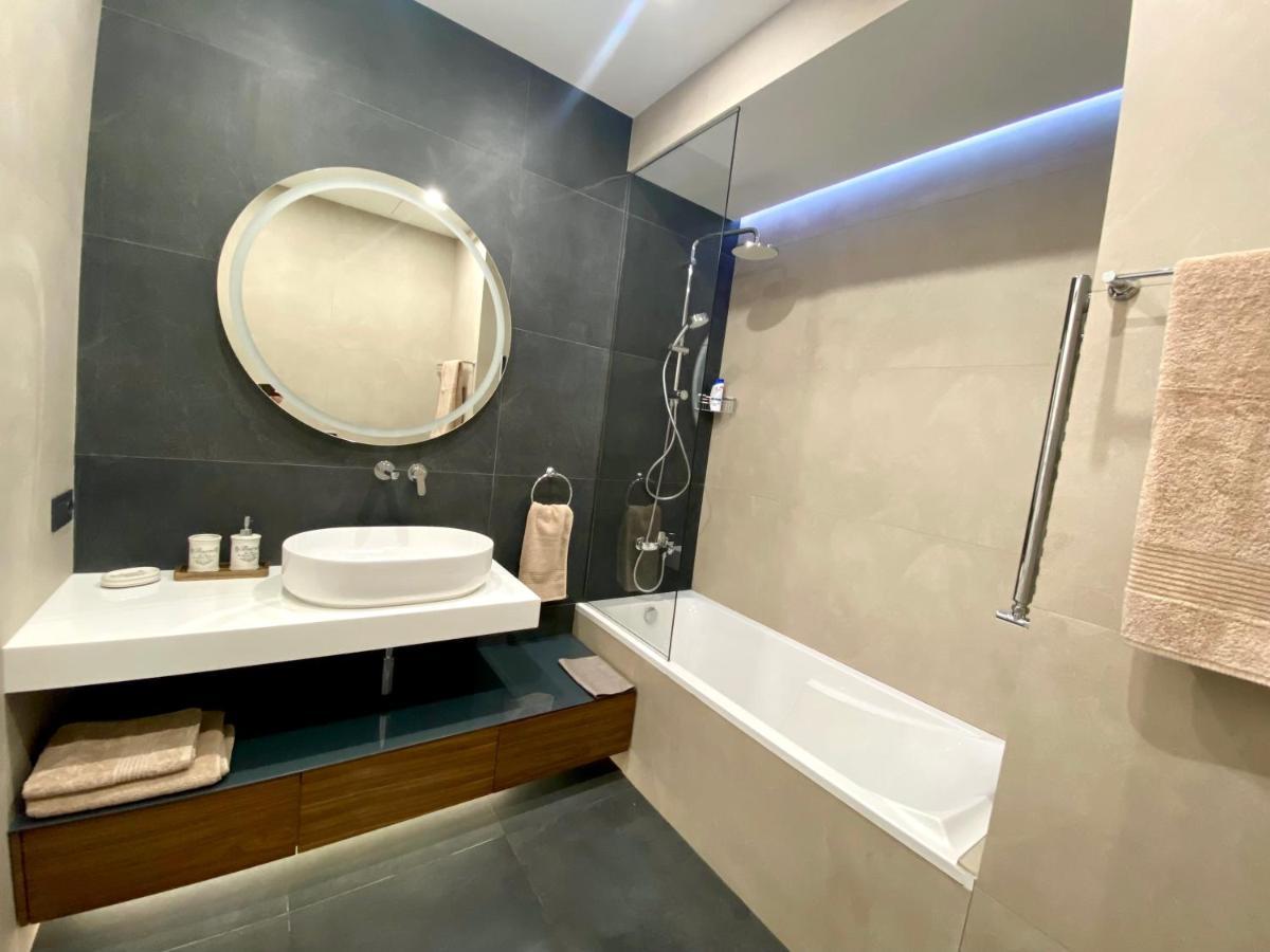 Heart Of Yerevan - City Center Luxury Apartments Eksteriør bilde
