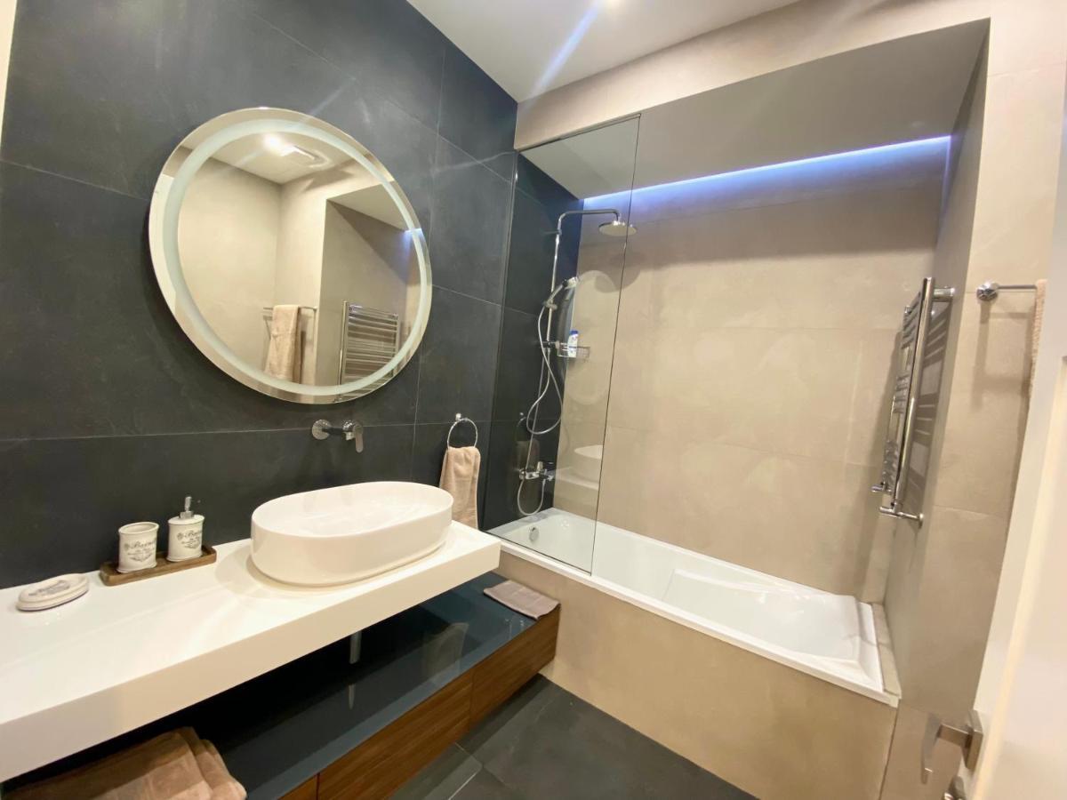 Heart Of Yerevan - City Center Luxury Apartments Eksteriør bilde